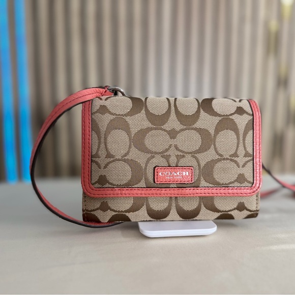 Coach Handbags - 🌸 COACH Tan and Pink 🌺 RARE signature coral salmon leather Crossbody Bag